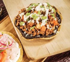 Tostadas-de-picadillo-425x374