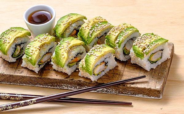 Recetas de sushi para principiantes: sushi de camarón con aguacate